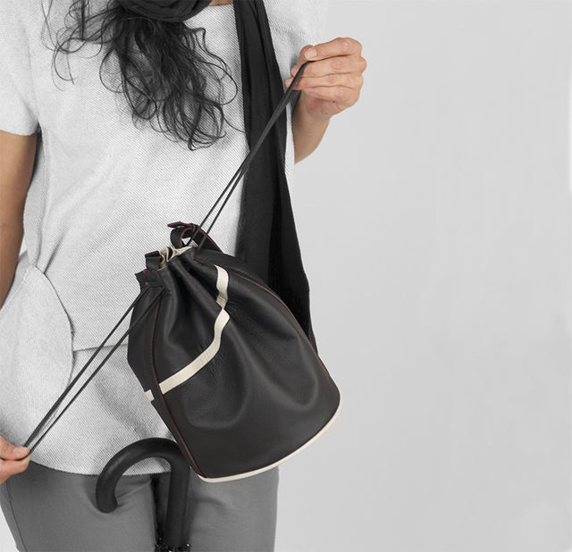 WOMEN'S BLOOP LEATHER BUCKET BAG