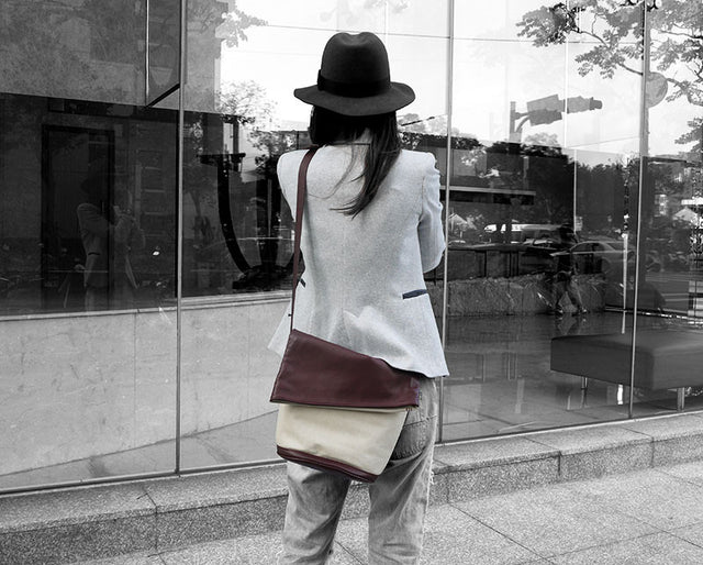 WOMEN'S CECI CELA | REVERSIBLE FOLD-OVER SHOULDER BAG