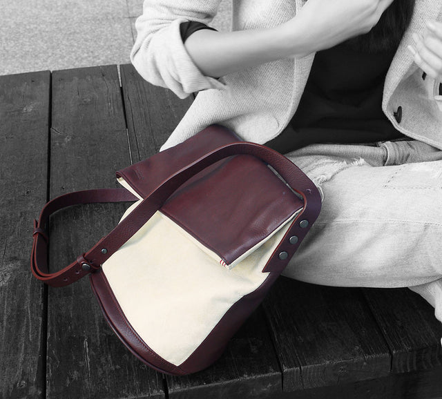 WOMEN'S CECI CELA | REVERSIBLE FOLD-OVER SHOULDER BAG